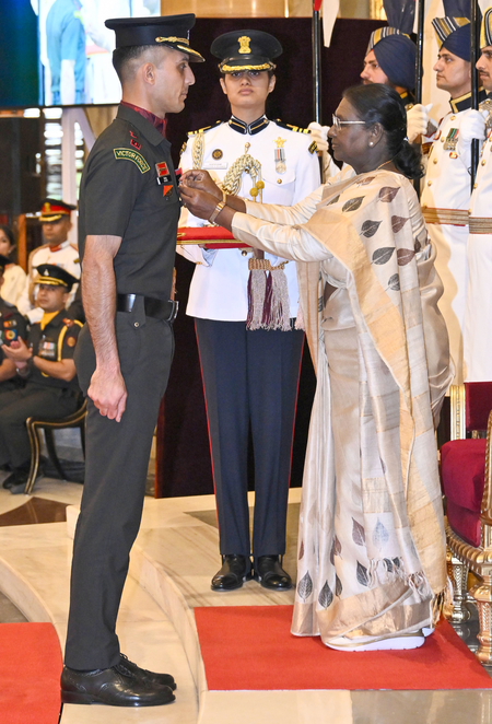 Extraordinary valour recognised at Gallantry Awards Ceremony 2026