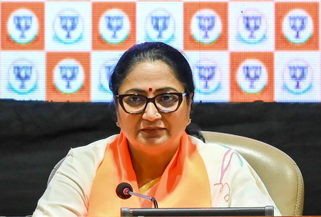Delhi CM recommends reshuffle of 74 govt doctors