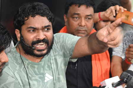 Raushan Anand alleges Faisal Khan hatched conspiracy to kill him inside jail (Ld)
