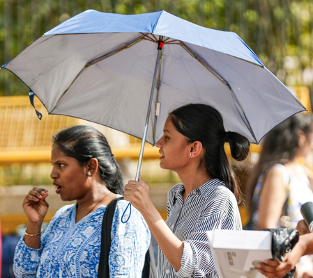 Humid heat persists in Delhi-NCR as monsoon nears; IMD forecasts widespread rain across North India