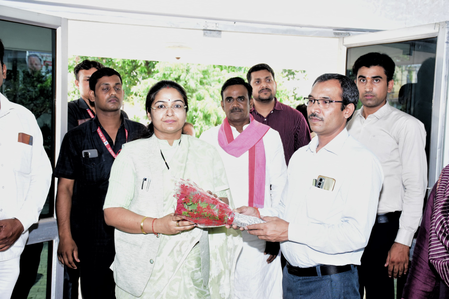 MP Minister summoned by caste scrutiny panel amid certificate row