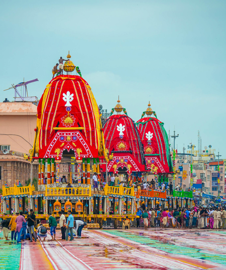 Odisha Police reviews security arrangements for Puri Ratha Yatra