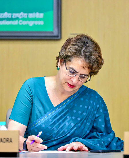 Fraudsters posing as officials from Priyanka’s office promise ministerial berths; Cong lodges complaint with Kerala Police