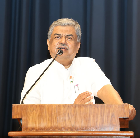 Karnataka Cong chief Hariprasad accuses RSS, BJP of undermining constitutional values