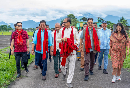 Shivraj Chouhan, Kiren Rijiju visit flood-hit Assam, assure speedy rehabilitation (Lead)