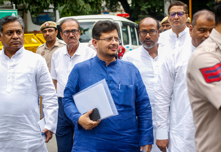 Rebel Trinamool camp led by Ritabrata Banerjee forms district committees