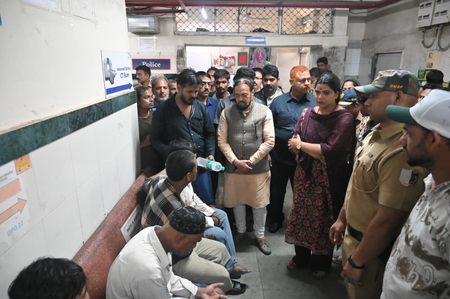 Five kids among 6 killed in Mumbai house collapse; Mayor visits hospital to console families