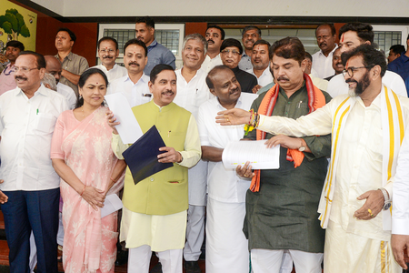 Four Union Ministers meet CEC, highlight alleged irregularities in Karnataka SIR