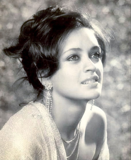 Nafisa Ali marks 50 years since winning Miss India crown