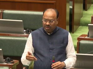 Maha govt to bring in new rules to curb illegal minor mineral excavation