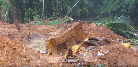 Wayanad landslide: Death toll climbs to five after 2 more bodies recovered; search on for missing three