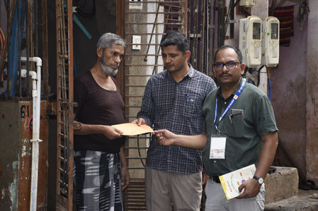 Flood relief gathers pace in Surat as survey teams begin damage assessment