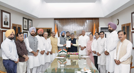 Punjab BJP submits memo to Governor, alleges official machinery abuse in civic polls