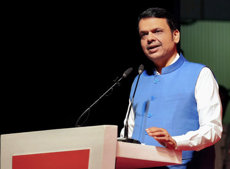 Maha CM hails Pradhan’s resignation for putting India first