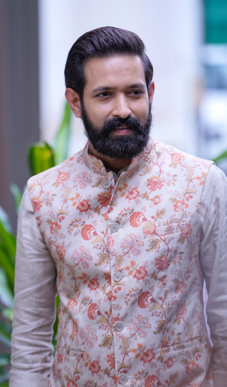 Vikrant Massey on bringing real emotions to screen: ‘I have had my fair share of falling in love and heartbreaks’