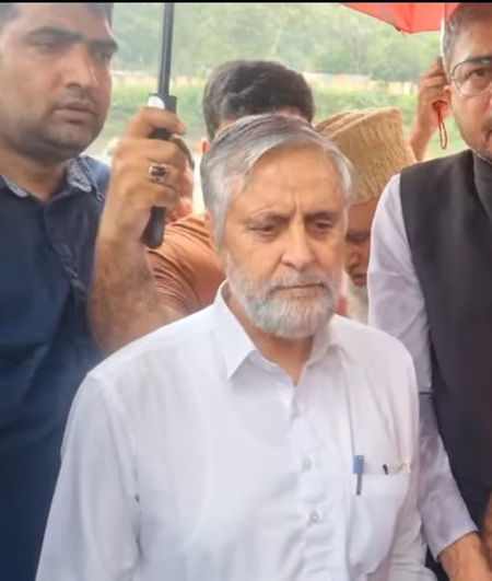 Mian Altaf Ahmad safe after landslide hits convoy vehicle in J&K’s Poonch