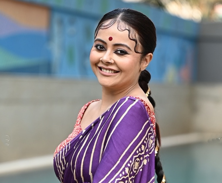 Devoleena Bhattacharjee questions ‘presence of swords’ at student protest