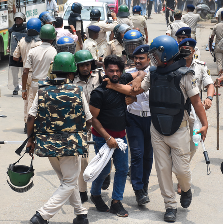 Bihar: 694 detained during student protests; 91 police injured