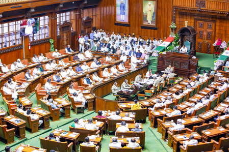 Karnataka Guv convenes Monsoon session of Legislature from Aug 13