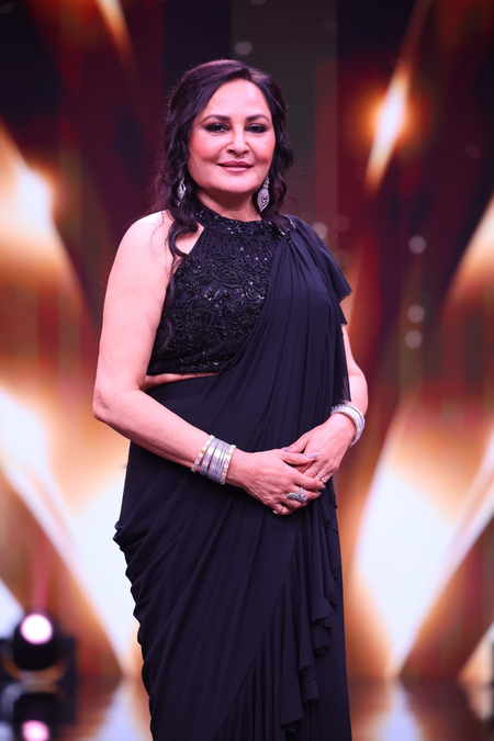 Jaya Prada recalls sleepless, anxious night before shooting iconic ‘De De Pyaar De’ with Amitabh Bachchan