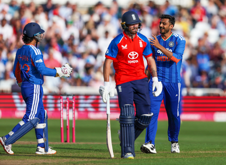 4th T20I: India search for answers as confident England close in on series triumph (Preview)