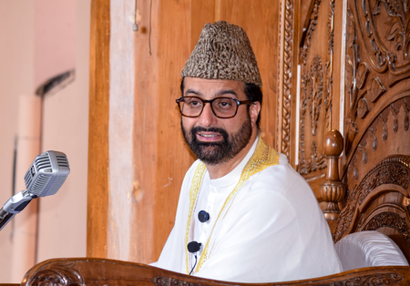 Mirwaiz Umar Farooq says historic pulpit in J&K’s Jama Masjid always stands for people