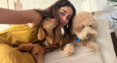 Ananya Panday spends Friendship Day with her fur buddies: Need somebody to lean on