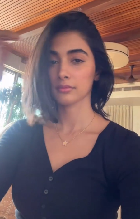 Pooja Hegde wishes for Ryan Gosling to appear as she plays the theme song of ‘La La Land’