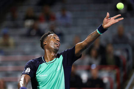 Vintage Monfils advances to second round in Montreal; Navone ousts Berrettini