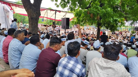 Rajasthan: Talks with Edu Min fail; Grade III teachers continue protest in Jaipur