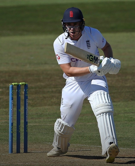 England recall Lawrence for first two Tests against Pakistan, Cox to bat at No.3