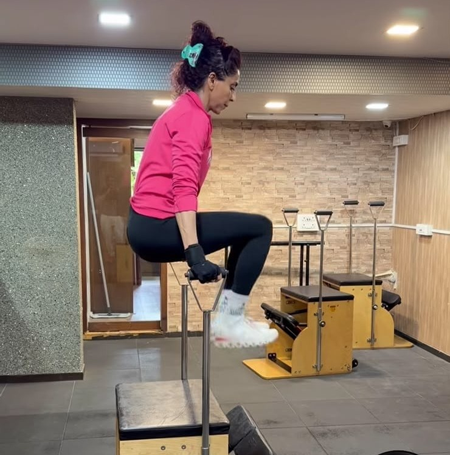 Gautami Kapoor puts ‘balance and concentration’ to test with challenging workout