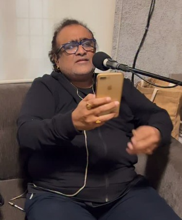 Kunal Ganjawalla recreates ‘Aap Ki Ankhon’, calls Kishore Kumar, Lata Mangeshkar his ‘favourite duos’