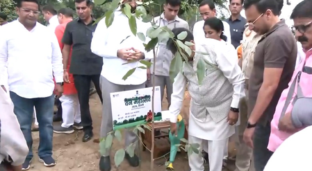 Sirsa, Harsh Malhotra plant saplings under ‘Ek Ped Maa Ke Naam’ campaign in Delhi