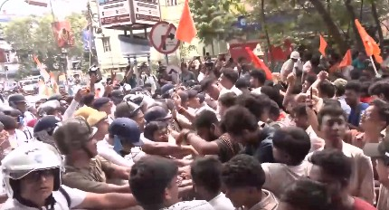 Tension in Kolkata’s Jadavpur University after ABVP-SFI clashes; V-C hints at police outpost