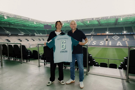 Japan defender Itakura returns to Borussia Monchengladbach from Ajax.