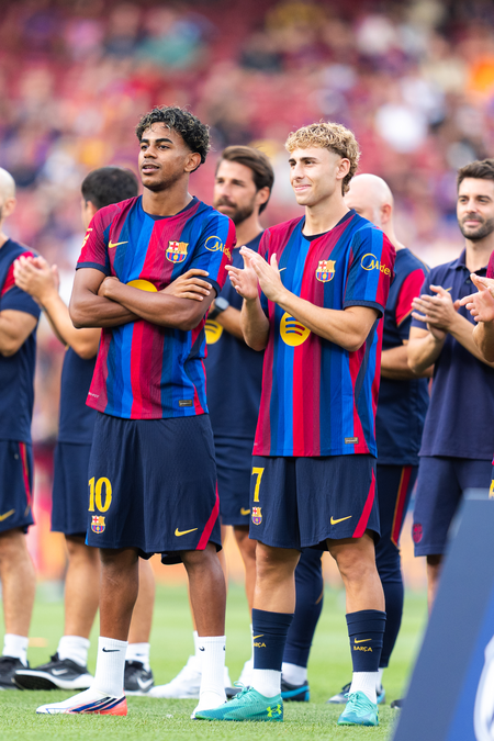 La Liga: Fitness doubts over big names as Barcelona kicks off title defence against Elche
