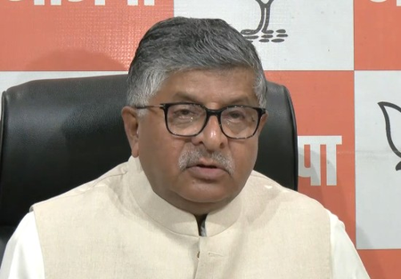 ‘Politics of anarchy’, BJP hits out at Rahul Gandhi over police station sit-in