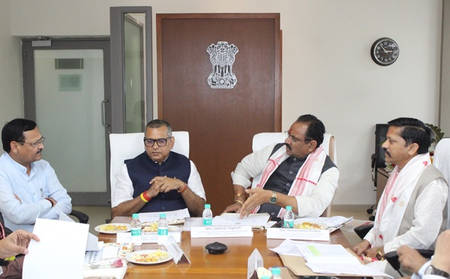 Assam Minister lauds Gujarat cooperative model, higher sugarcane prices for farmers