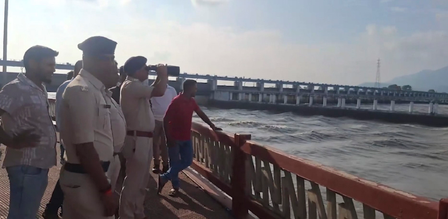 ‘We are scared, couldn’t sleep entire night’: Bihar’s Bagaha on alert amid Gandak River flooding concerns