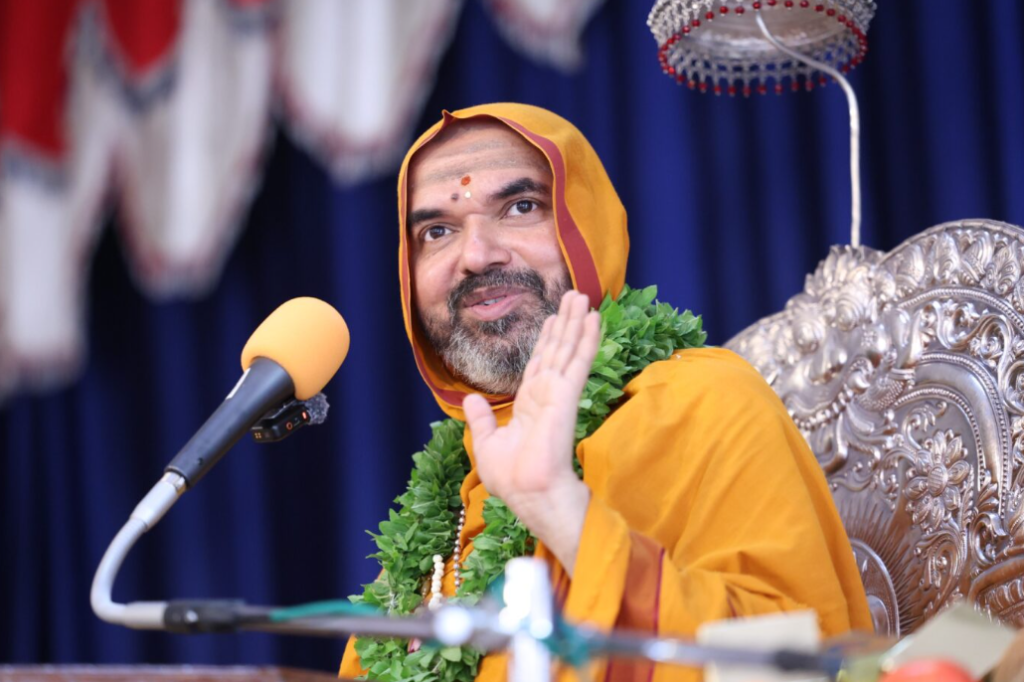 Golden Paduka Puja takes centre stage at Annabrahma Chaturmasya in Gokarna