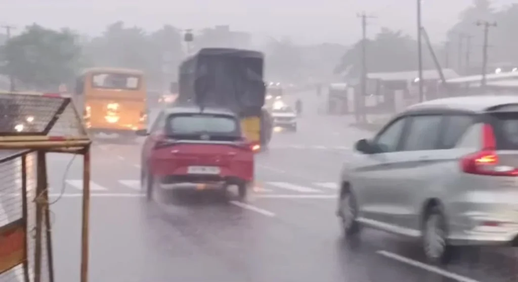 Rain likely across Tamil Nadu for next few days; thunderstorms in Western Ghats