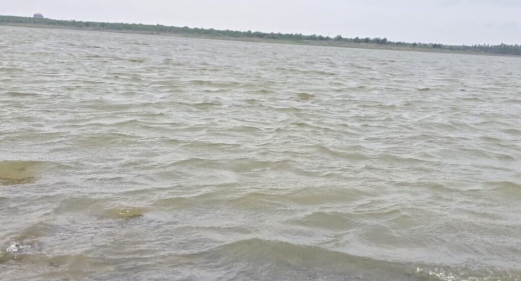 Six bodies of one family found in Bhootnal Lake; Family dispute suspected