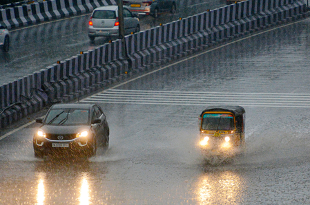 Rains forecast rains in 12 districts of Tamil Nadu today