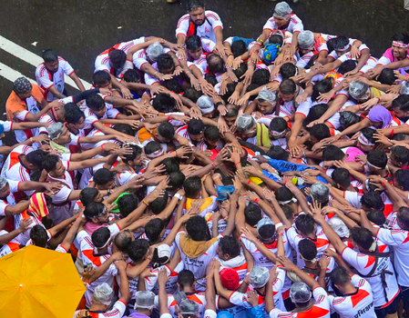 Adani Electricity organises safety awareness campaign in collaboration with Dahi Handi mandals