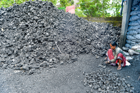 Coal Ministry urges UP to build long-term fuel security for its thermal power plants