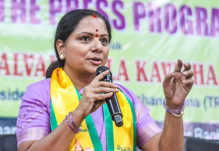 TRS seeks action against police constable for abusive remarks against Kavitha