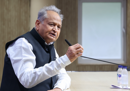 Bharatpur Mayoral poll: Gehlot alleges Independent candidate was intimidated into withdrawing nomination