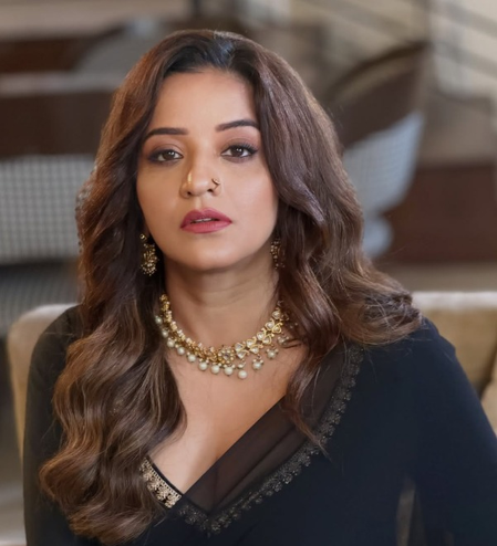Monalisa reacts to comparisons with Rekha’s ‘Utsav’ character: ‘She is a legend’