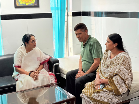 Delhi CM Gupta meets Satya Niketan collapse survivors at AIIMS Trauma Centre; assures kin of all help